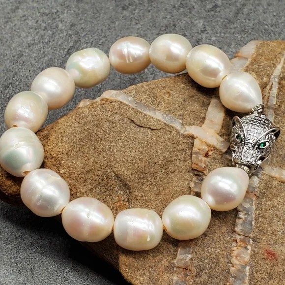 Genuine Freshwater Pearls Bracelet Platinum Pave Diamond Crystals Lion Head